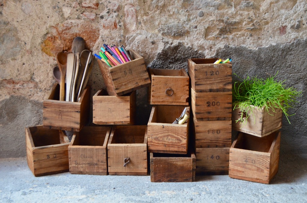 Boîte en bois Marcel - L'atelier Belle Lurette, Rénovation de meubles  vintage