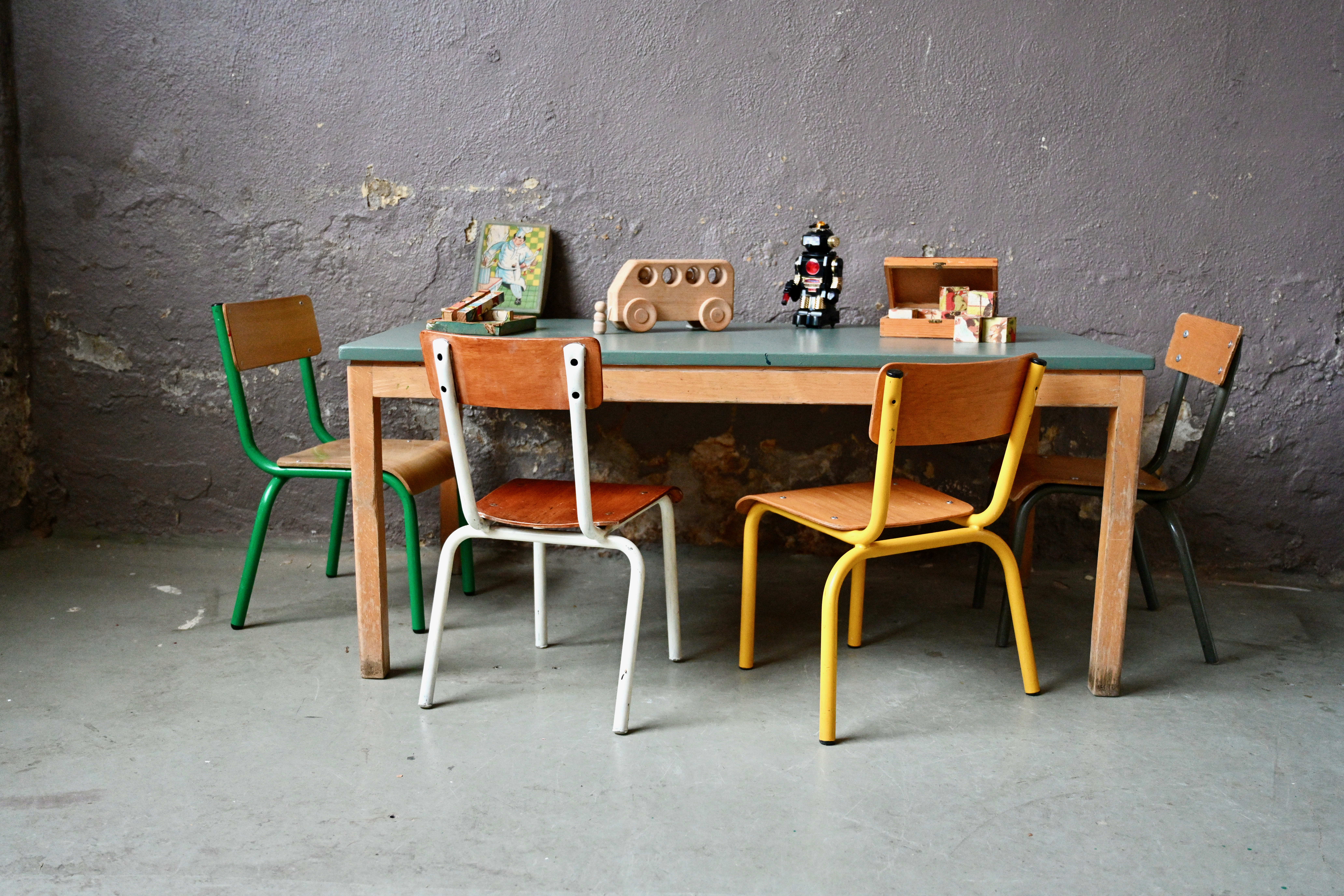 Table d'activités et chaises enfant Athéna - L'atelier Belle